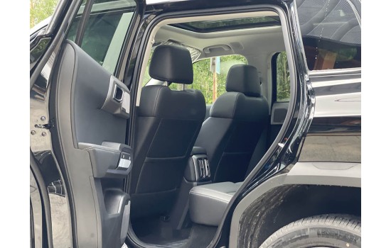Leopard 3 Ultra 4 WD Black